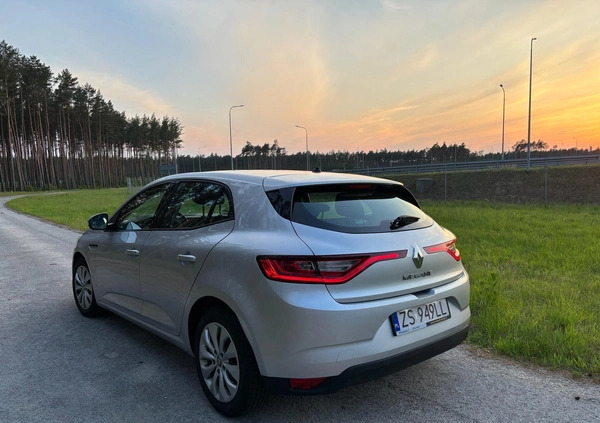 Renault Megane cena 37000 przebieg: 200000, rok produkcji 2016 z Szczecin małe 211